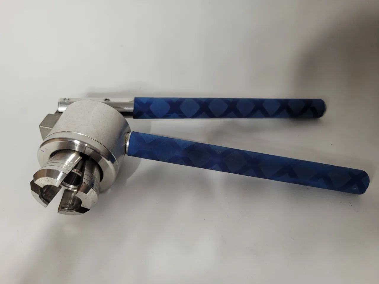 Alicate de recrave ajustável 64706581097089120