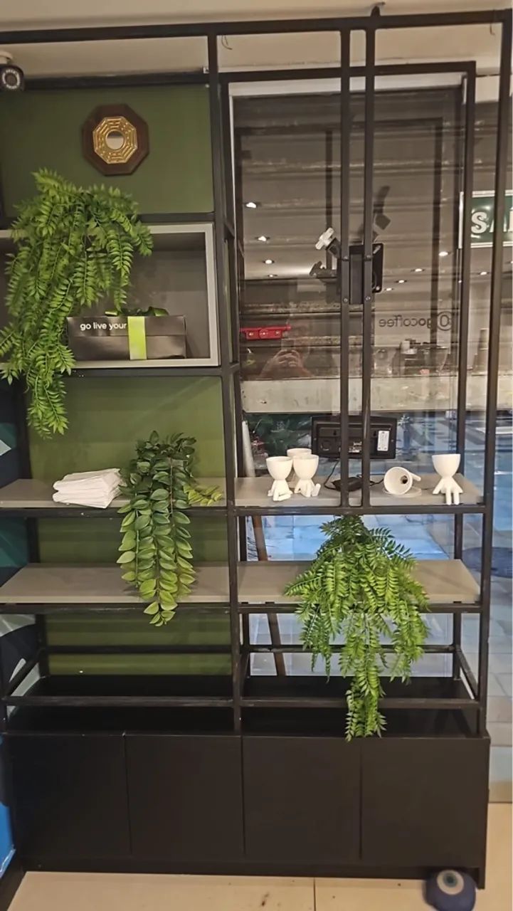 Estante de Parede Preto com Design Moderno - Foto 2