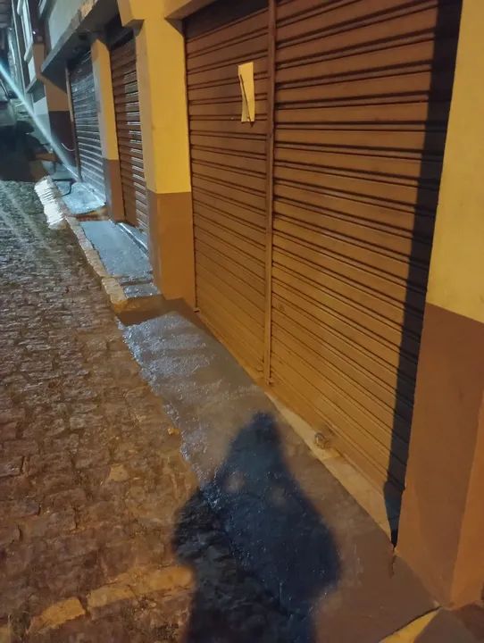  Alugo para loja ou garagem - Foto 5
