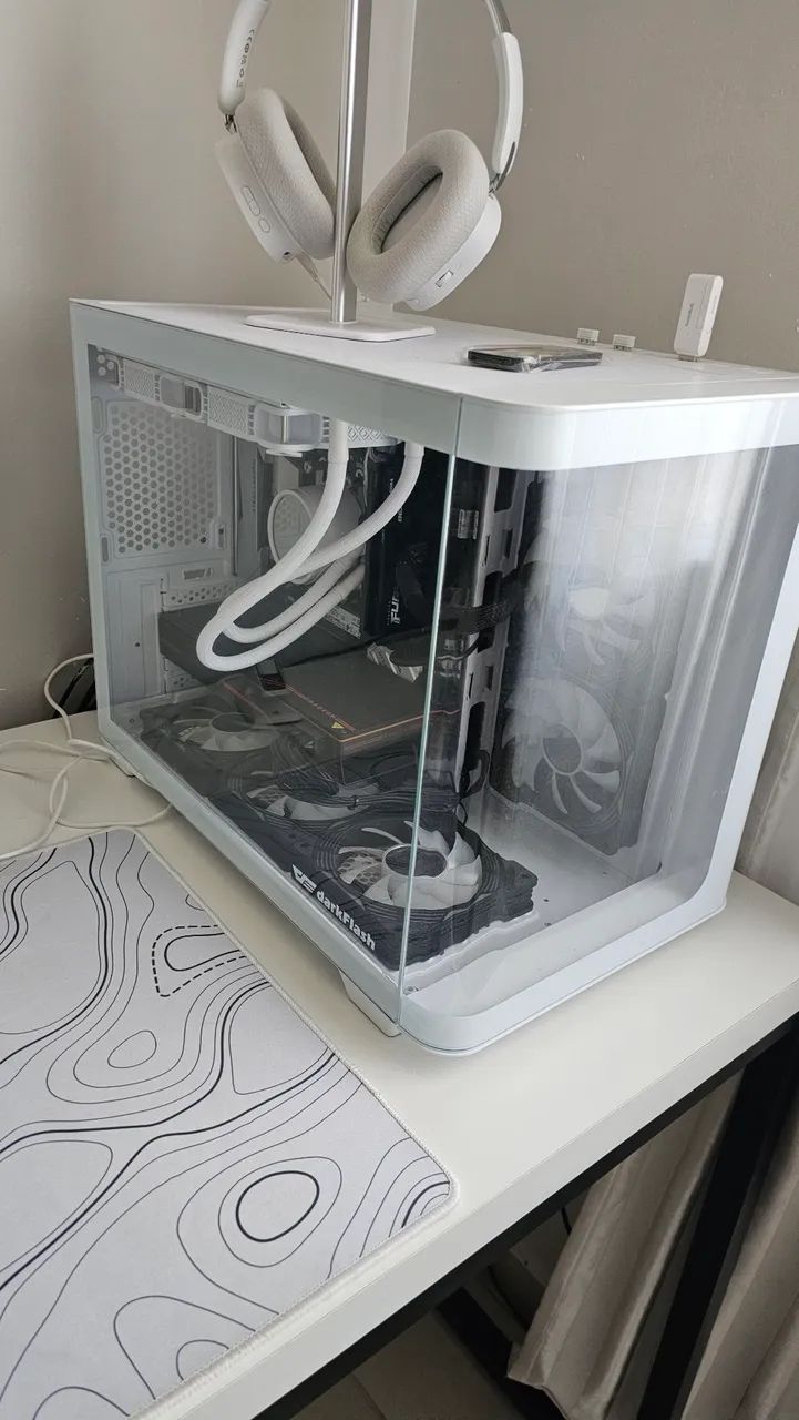 PC Gamer ryzen 7 5700x3d placa de vídeo rx 5700xt 8gb - Foto 5