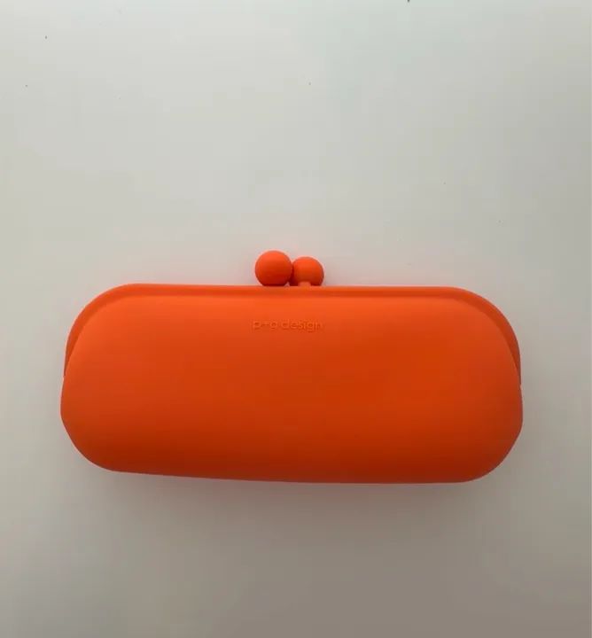 Estojo ou porta-óculos de Silicone Laranja - Foto 2