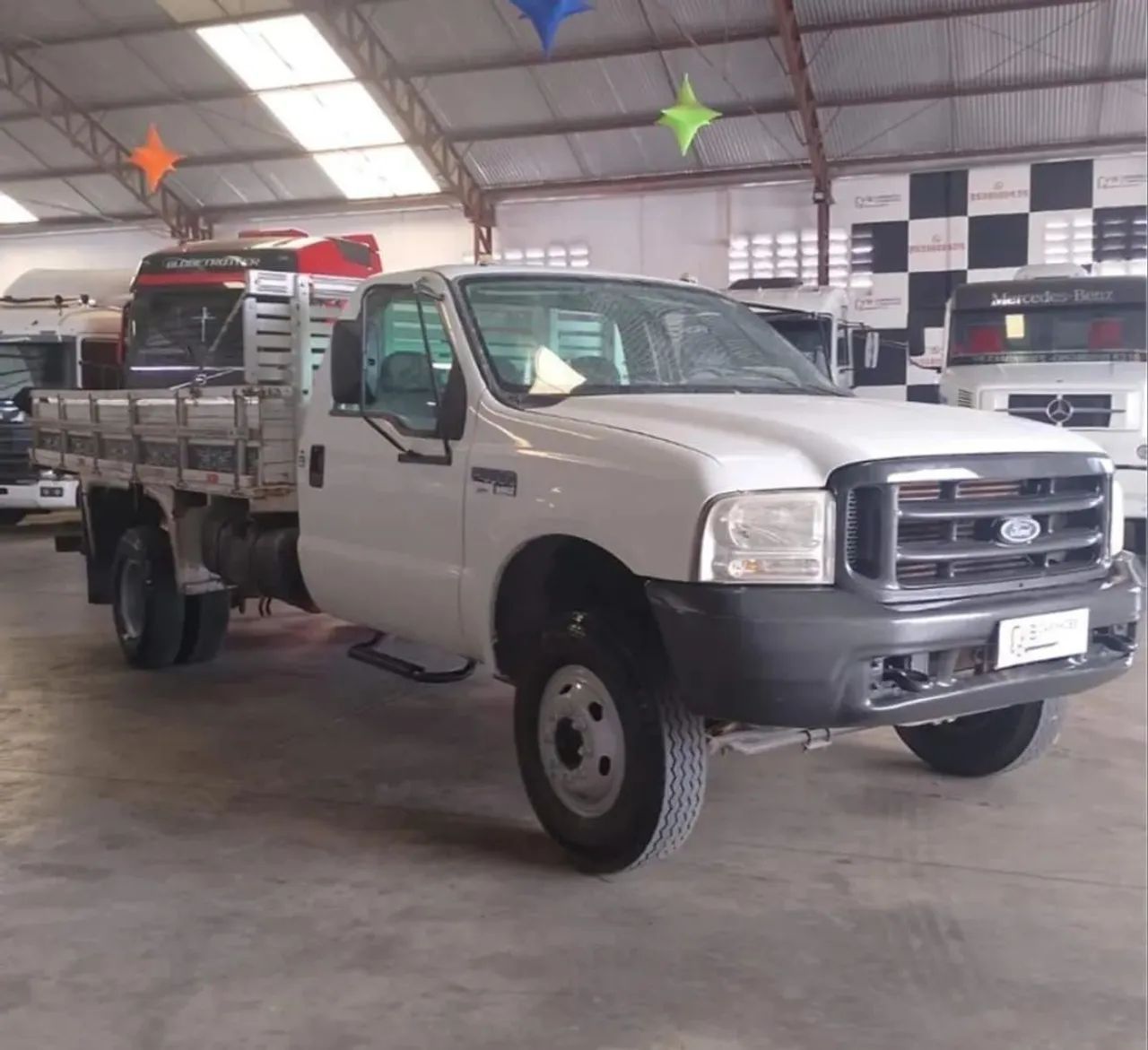 F4000 Ano 2002 Diesel - Foto 2