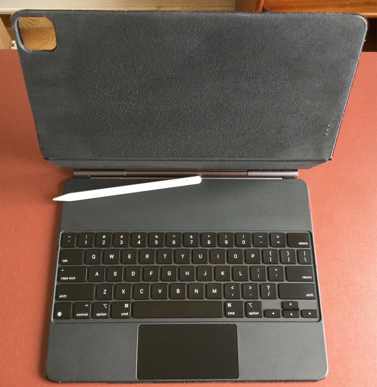 Apple Magic Keyboard 12.9 - Periféricos e Acessórios de Computador