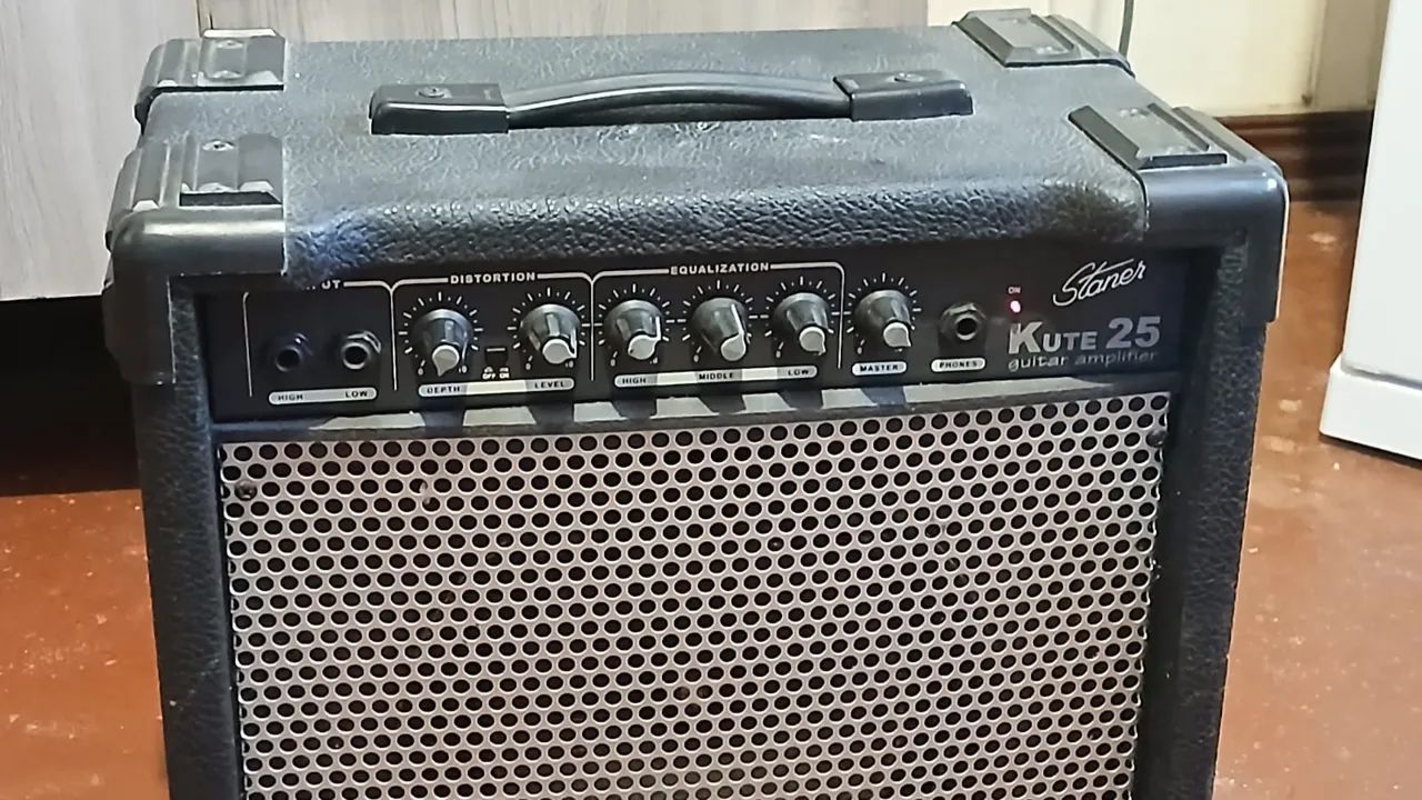 Amplificador de guitarra Staner Kuter 25 - Foto 3