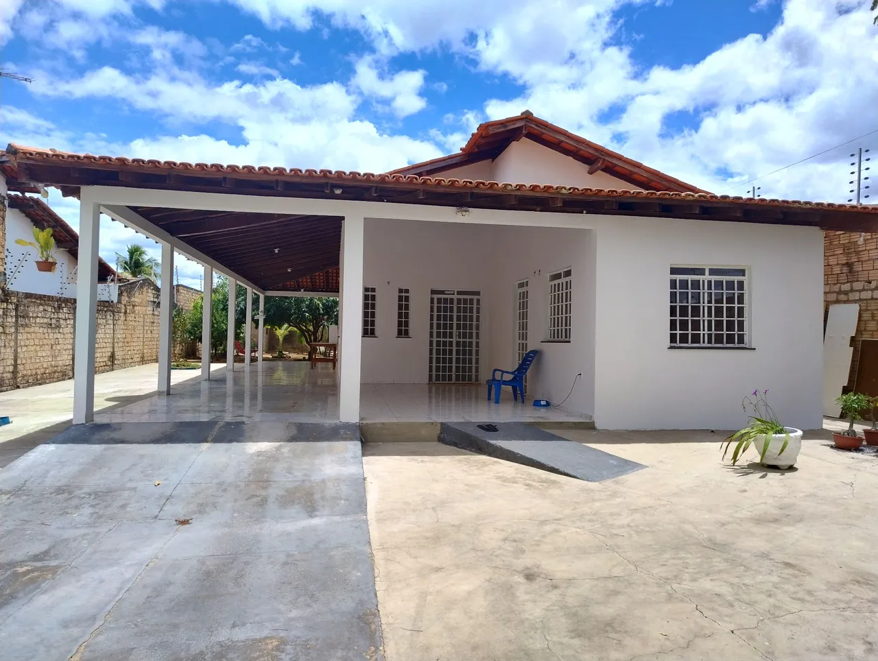 CASA A VENDA NO PARAVIANA