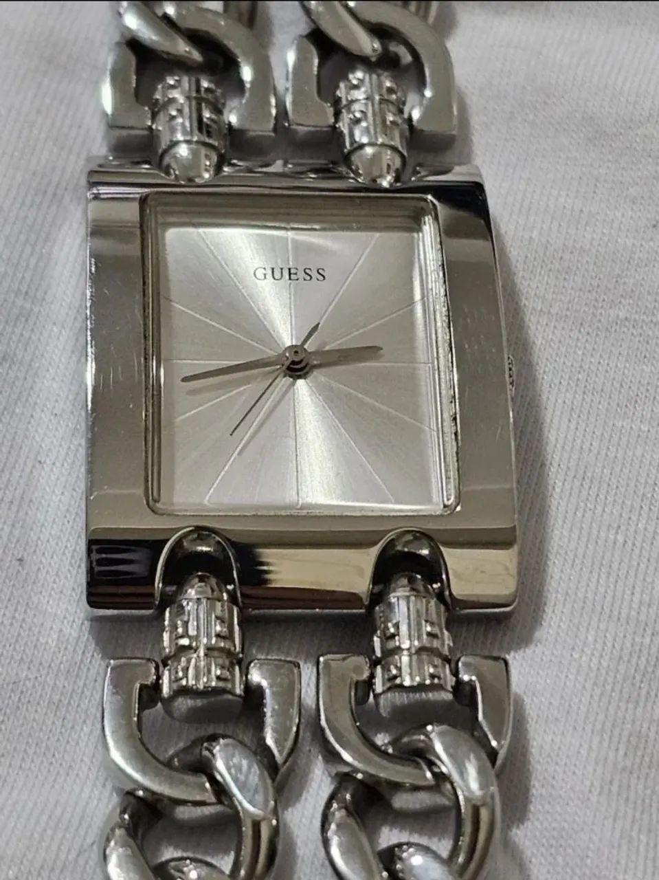 Relógio Guess Original prateado - Foto 3