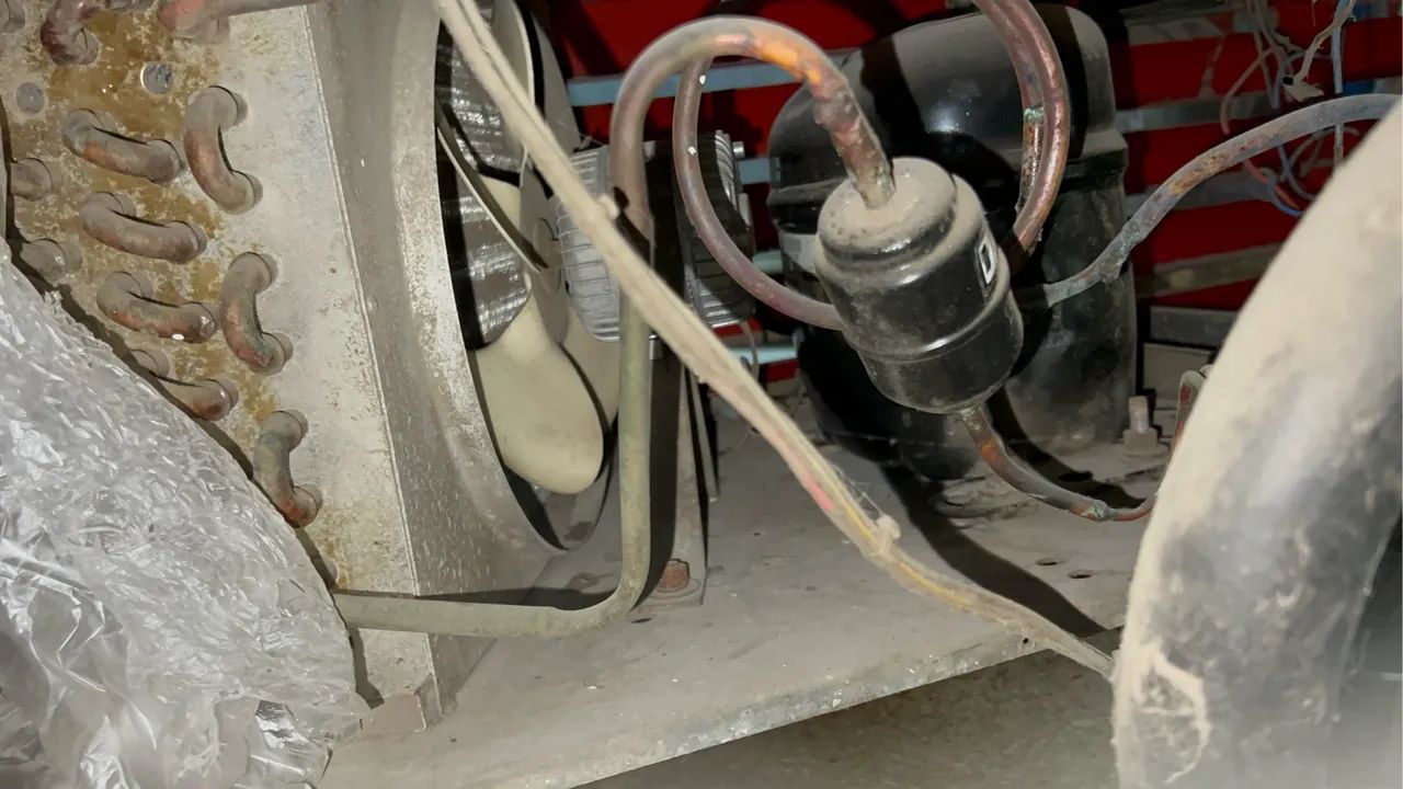 Geladeira coca cola 2 portas  - Foto 2