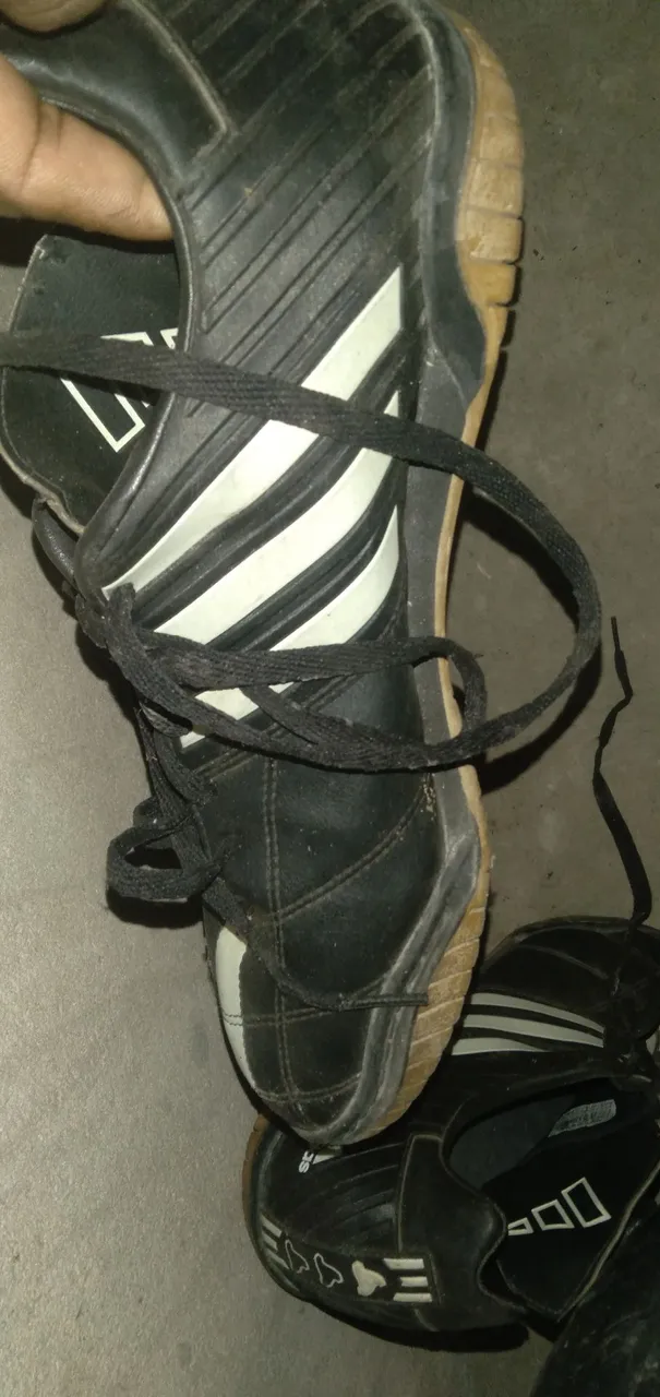 Chuteiras Adidas - Conforto e Desempenho!