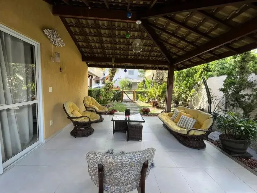 Casa de Condomínio com 4 Quartos e 4 banheiros à Venda, 227 m² em Vilas do Atlântico
