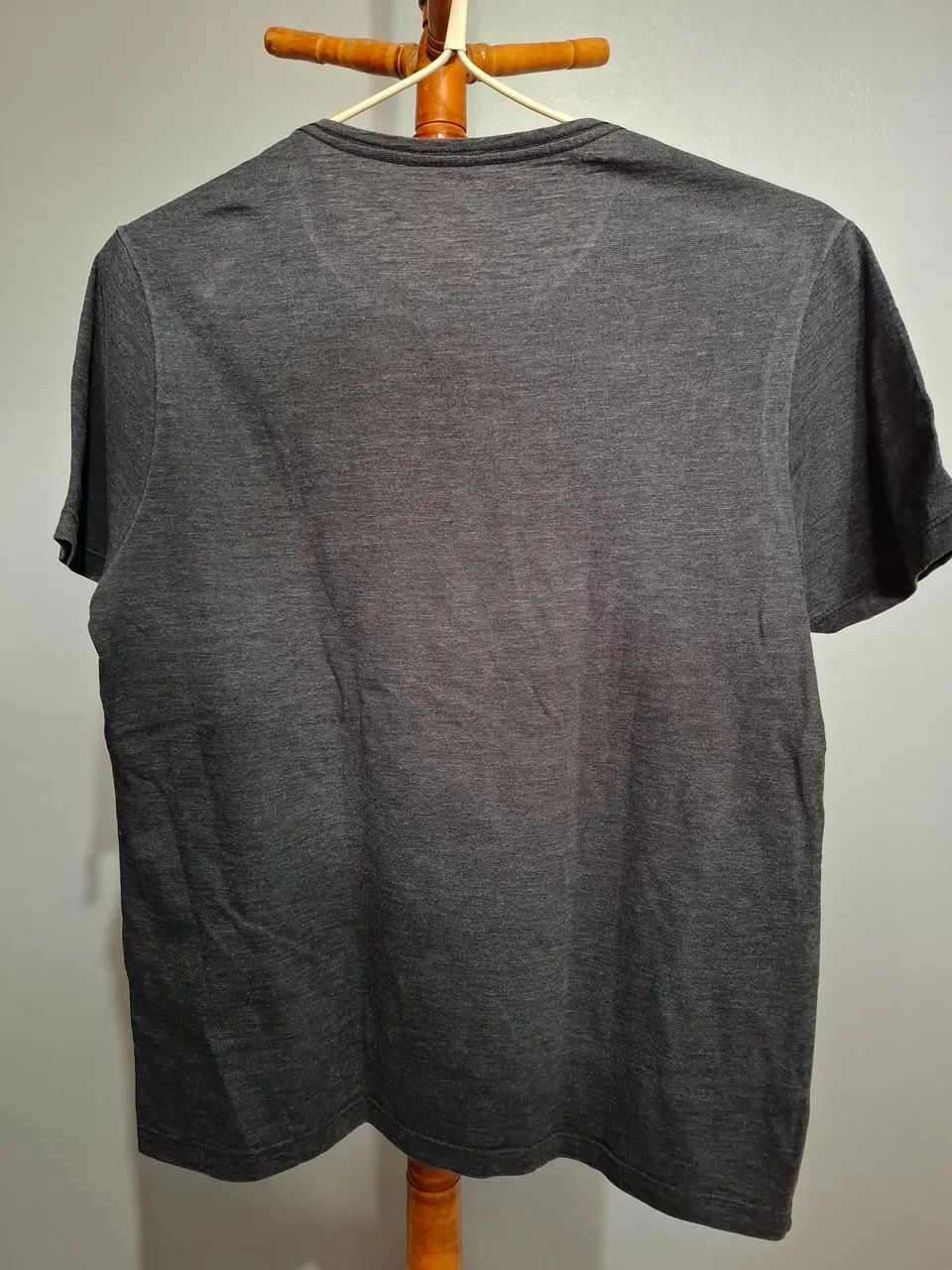 Camiseta preta com estampa - Foto 2