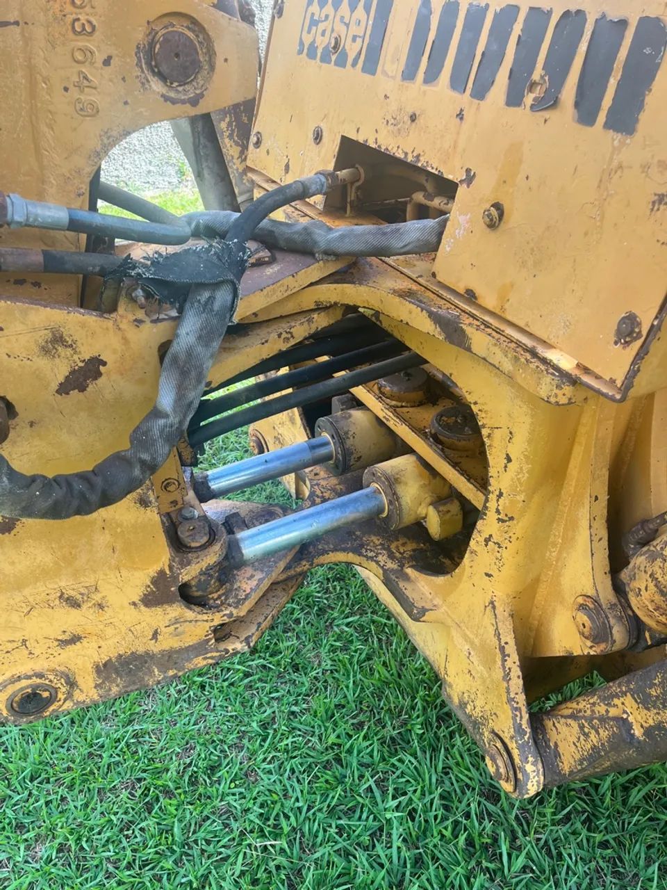 Retroescavadeira case 580H - Foto 5