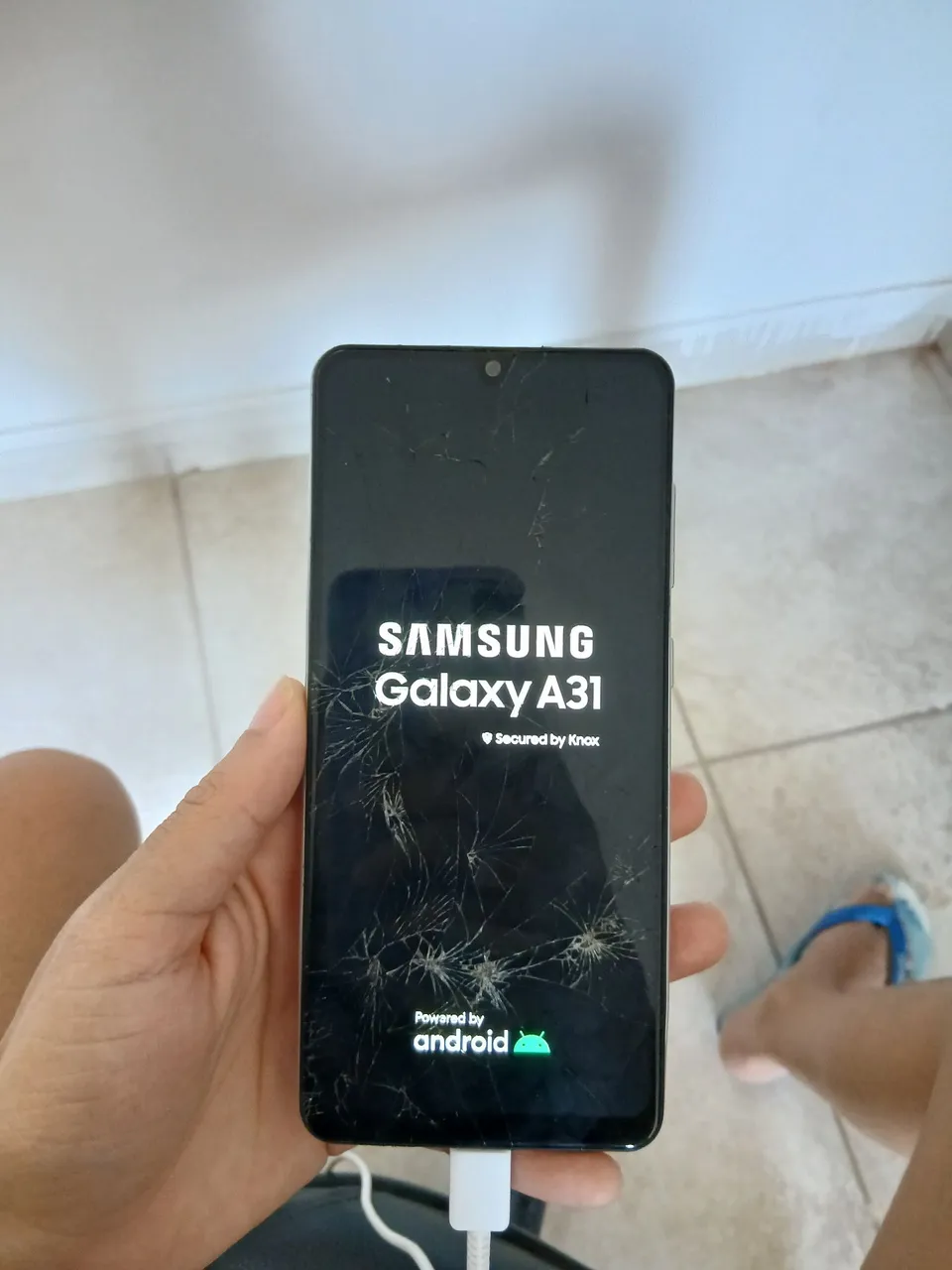 galaxy a31 tela trincada mas funcionando