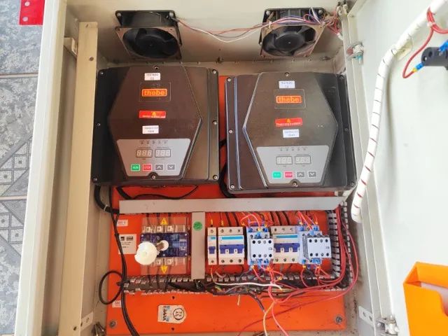 Quadro (painel) de comando elétrico INDUSTRIAL