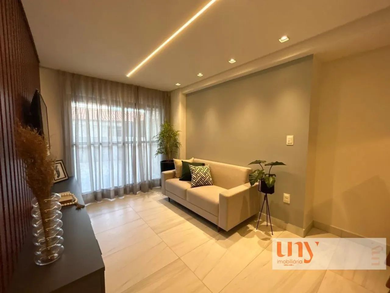 Apartamento com 2 quartos e área externa em prédio seminovo próximo da praia no Cabo Bran - Foto 2