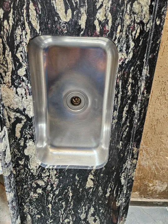 Pia de Granito Preto com Cuba - Foto 2