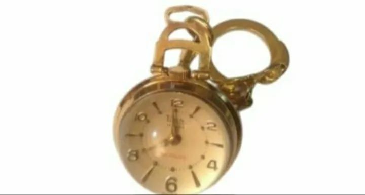 RELÓGIO DE BOLSO SUÍÇO, 17 RUBIS, E PLAQUÉ DE OURO, MARCA TICIN. - Foto 4