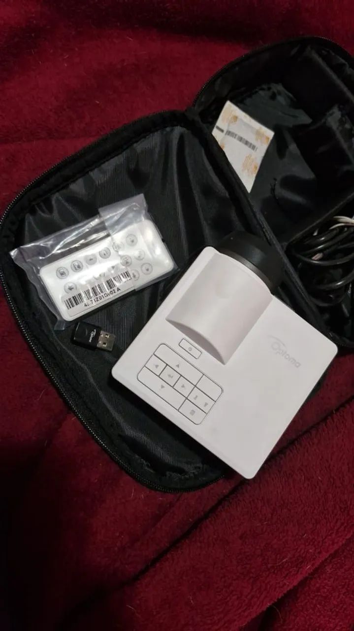 Mini projetor optoma wifi - Foto 4