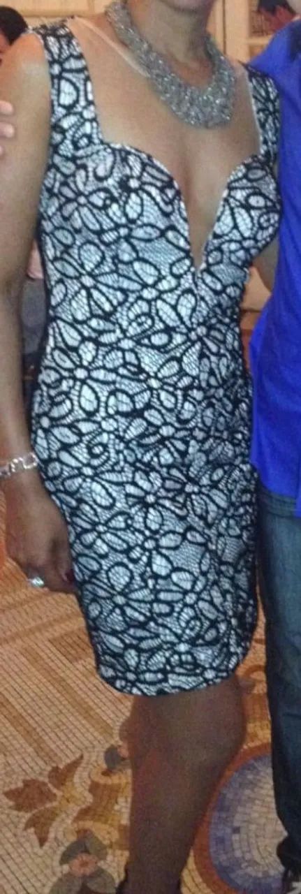 Vestido de festa em renda