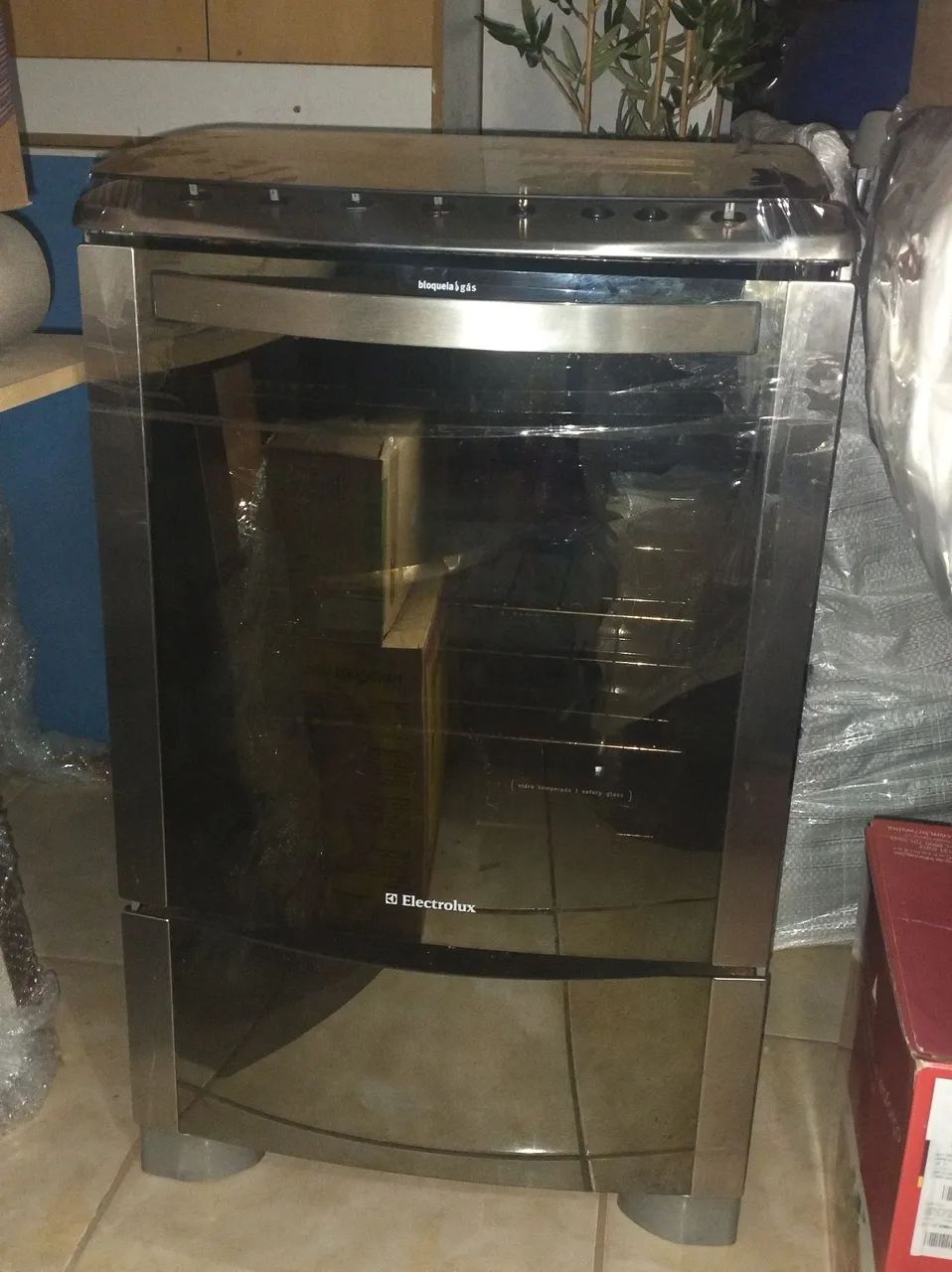 Fogão Electrolux com bloqueio de gás - Fogões e Fornos - Samambaia Sul ...