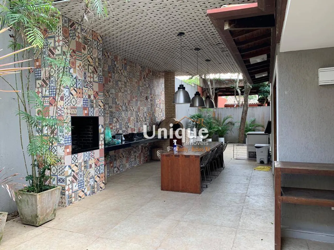 Casa com 4 dormitórios à venda, 200 m² por R$ 2.000.000,00 - Manguinhos - Armação dos Búzi