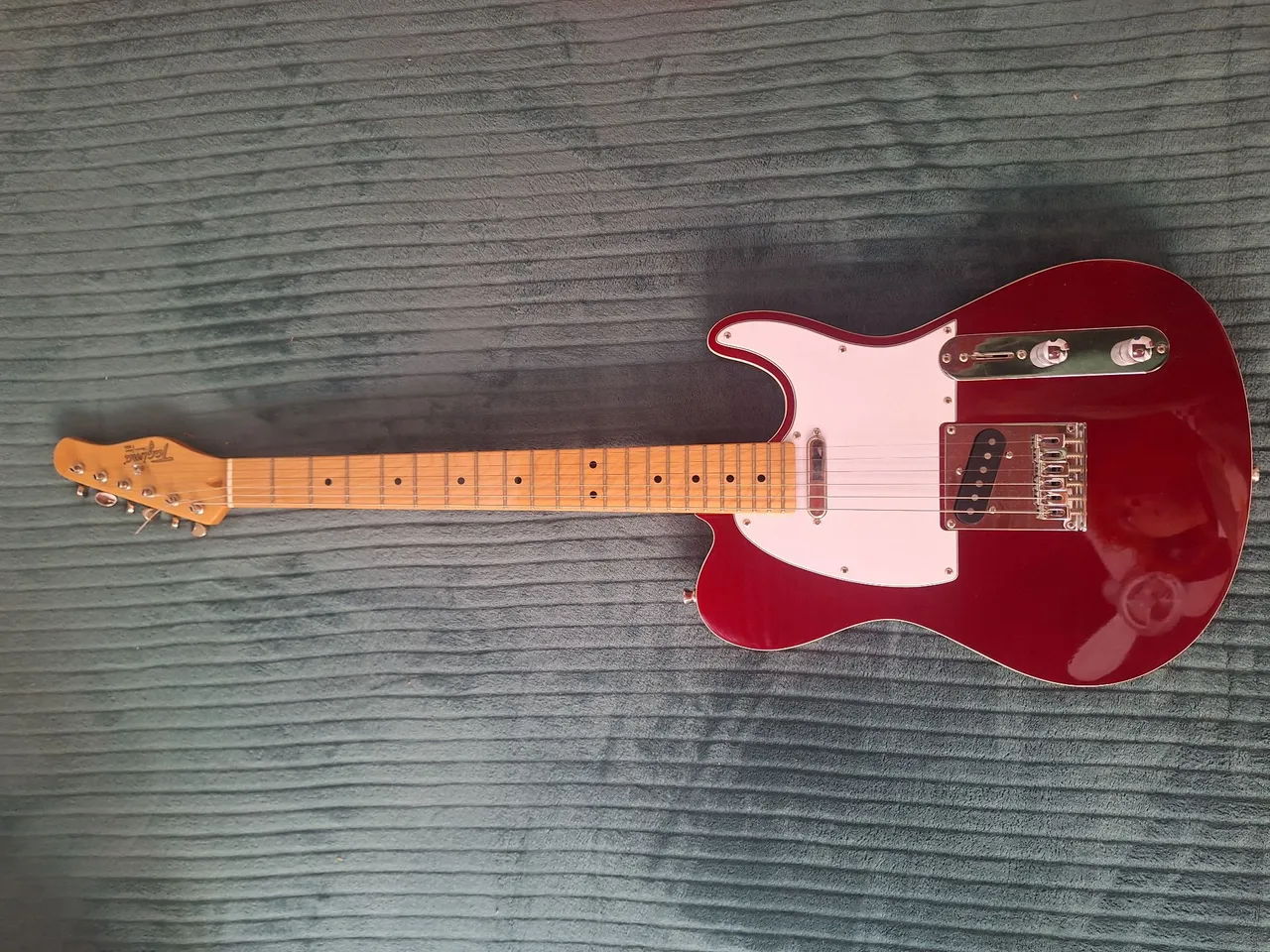 Guitarra + Amp Marshall (Telecaster Tagima Classic Series T-550 e Marshall Code 25)