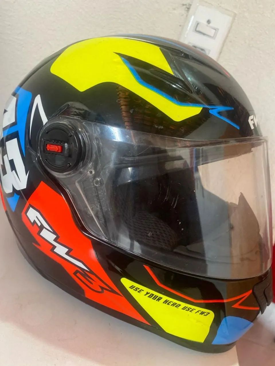 Capacete Fw3 semi-novo  - Foto 5