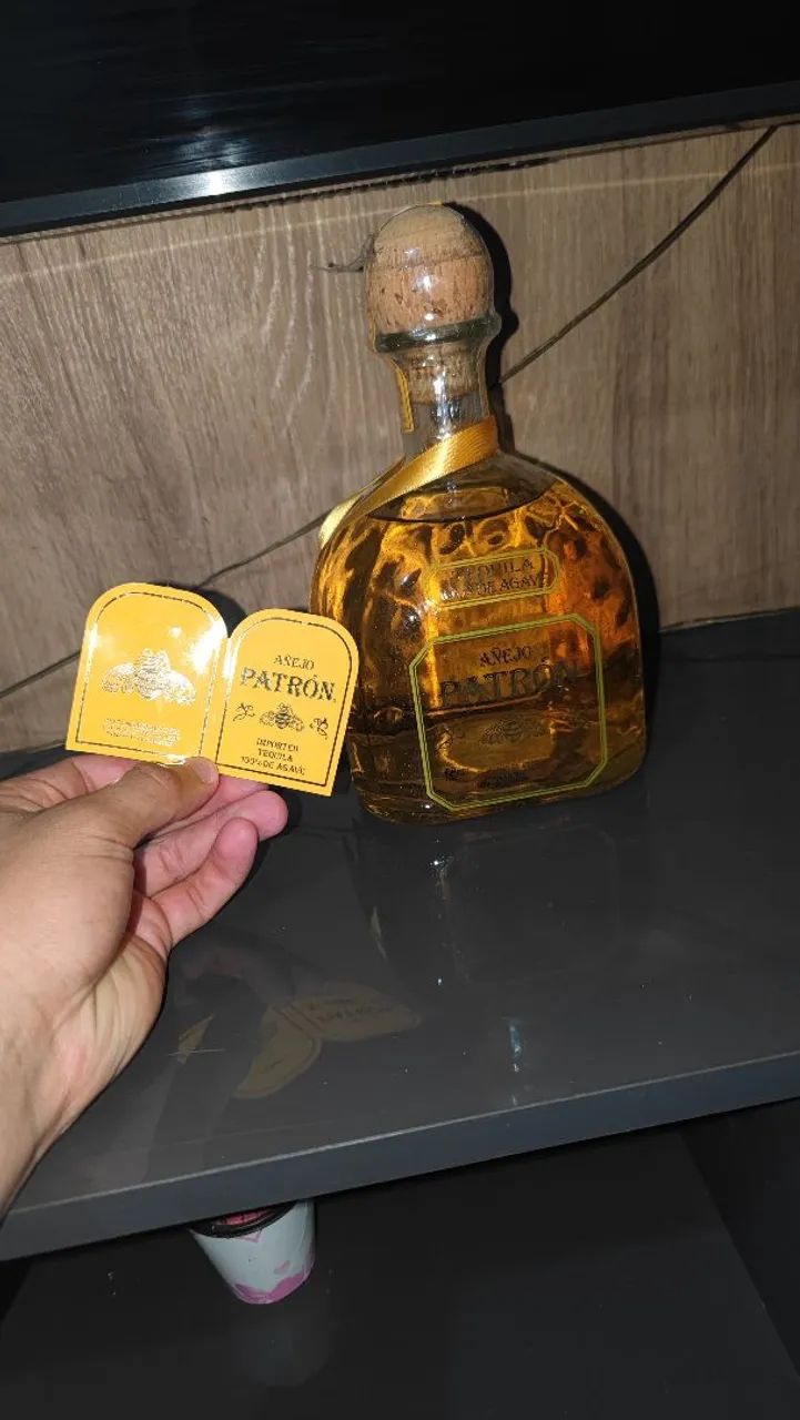 Garrafa de Tequila Patron Añejo - Foto 2