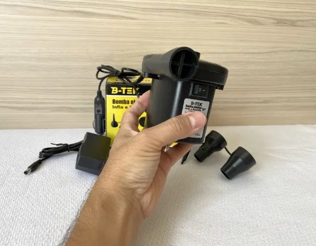 Bomba de Ar Elétrica 12V Infla e Desinfla para Boia, Colchão etc. Bivolt (BT-AX106) - Foto 4