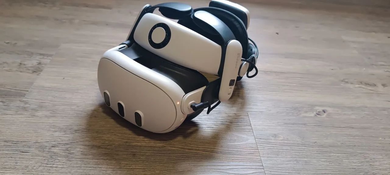Meta quest 3 128gb + Bobovr S3 pro + Bobovr C2 - Peças e
