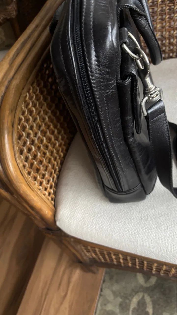 Bolsa Executiva de Couro Preta - Foto 4