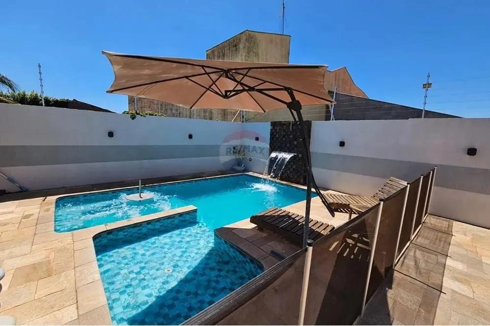 Imóvel de Luxo à Venda no Centro de Castilho Conforto, Sofisticação e Localização Privile