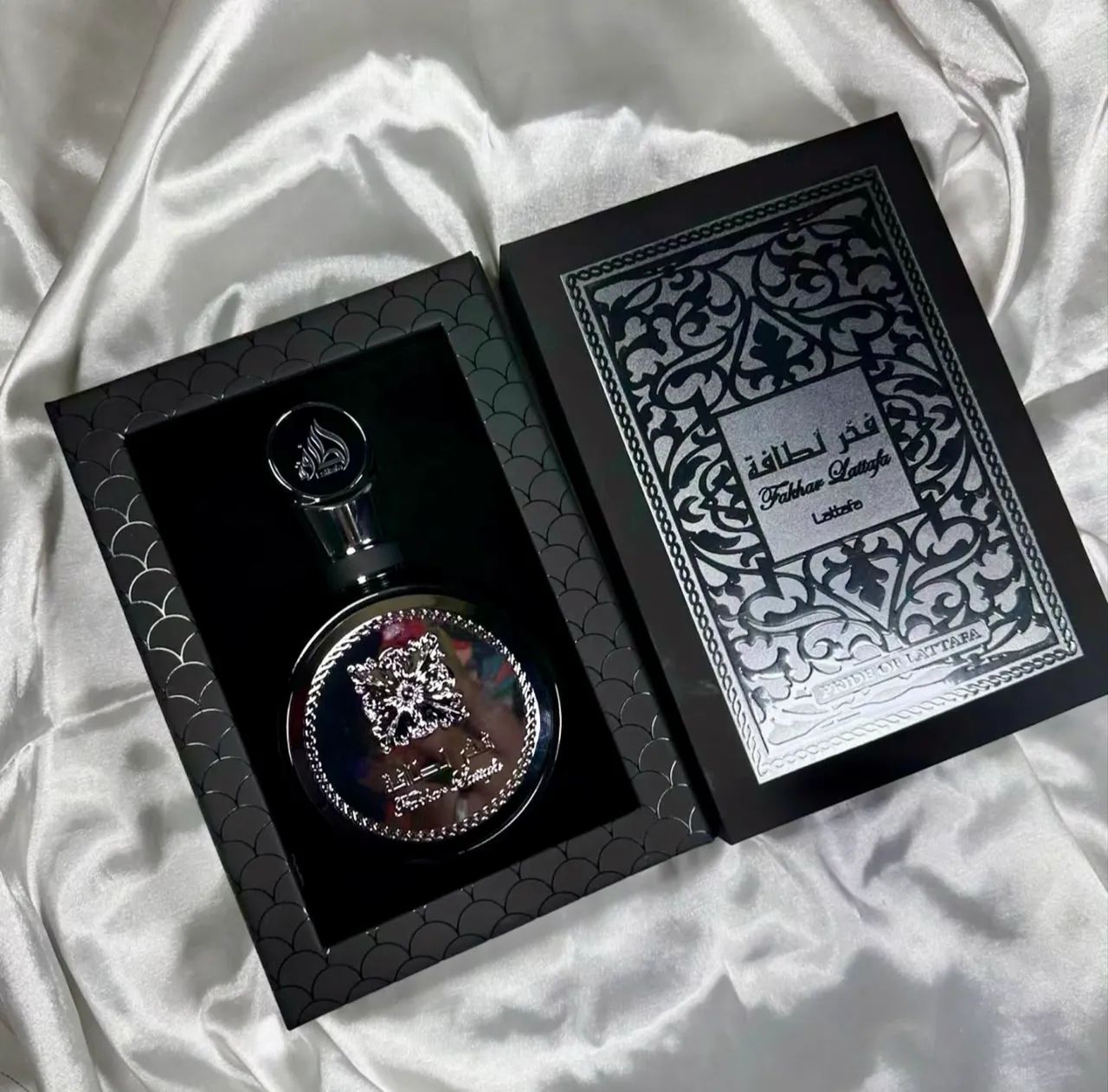 PERFUME ÁRABE LATTAFA FAKHAR BLACK - 100ML - Foto 2