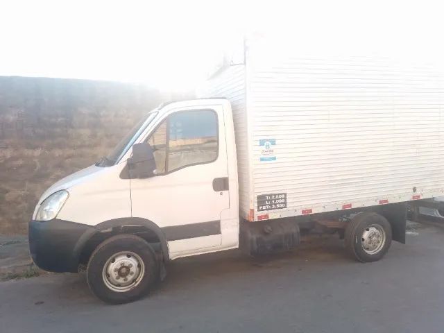 Caminhão Iveco dayly 35s14 2009  - Foto 3