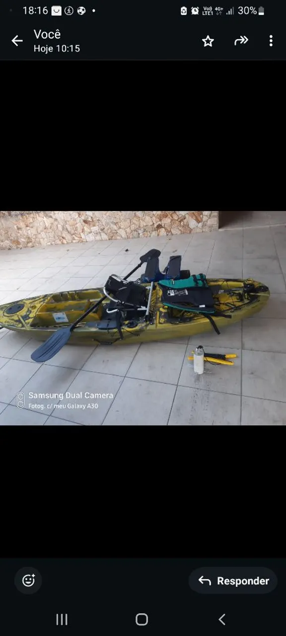 Caiaque para pesca esportiva