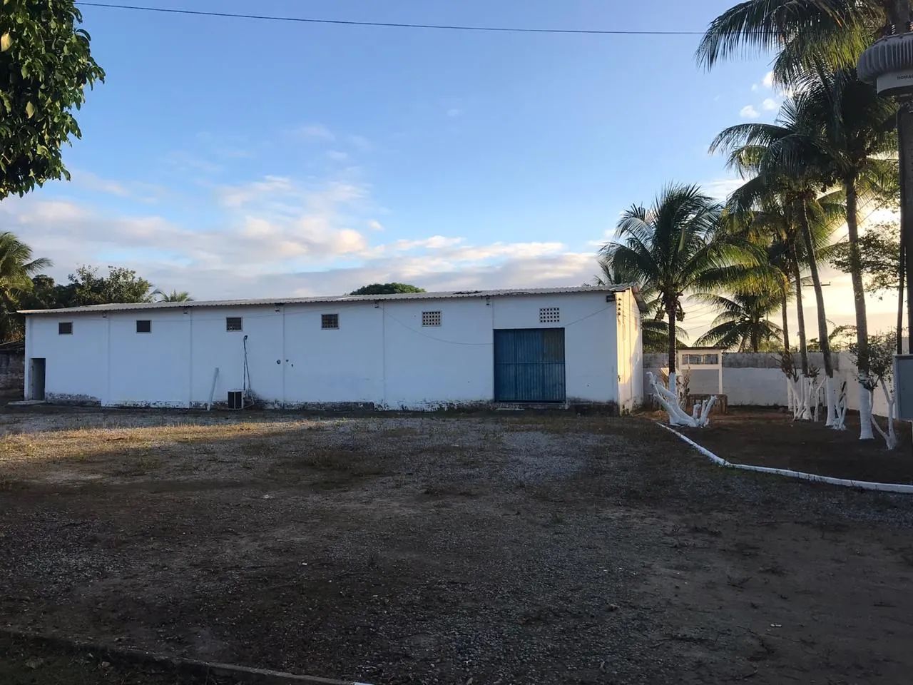 VENDO ou ALUGO área industrial com 80 x 50. Próximo a Marília Mendonça  - Foto 2