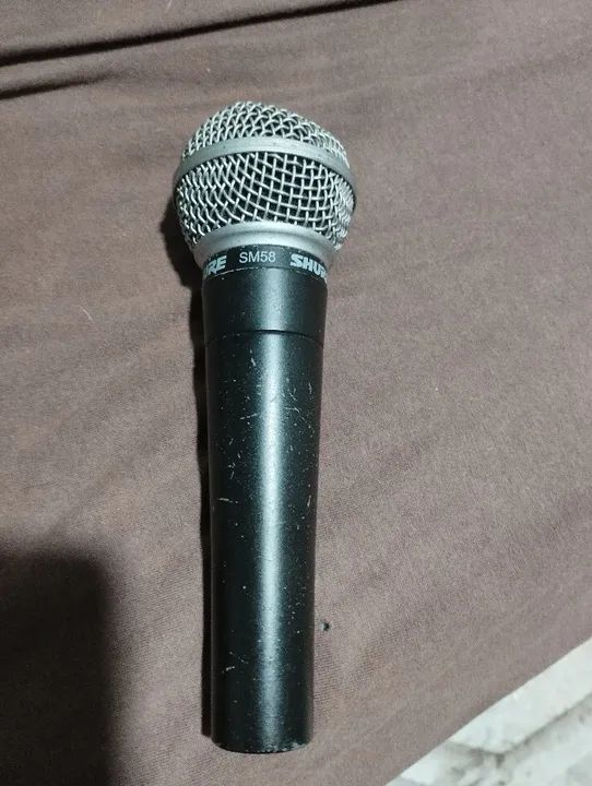 Microfone Shure SM58 - Qualidade Profissional