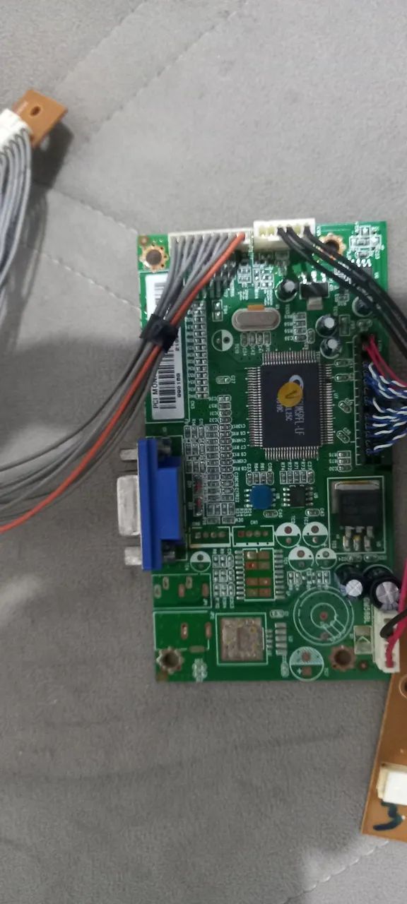 Placa, fonte, controladora, teclado e cabos  - Foto 2