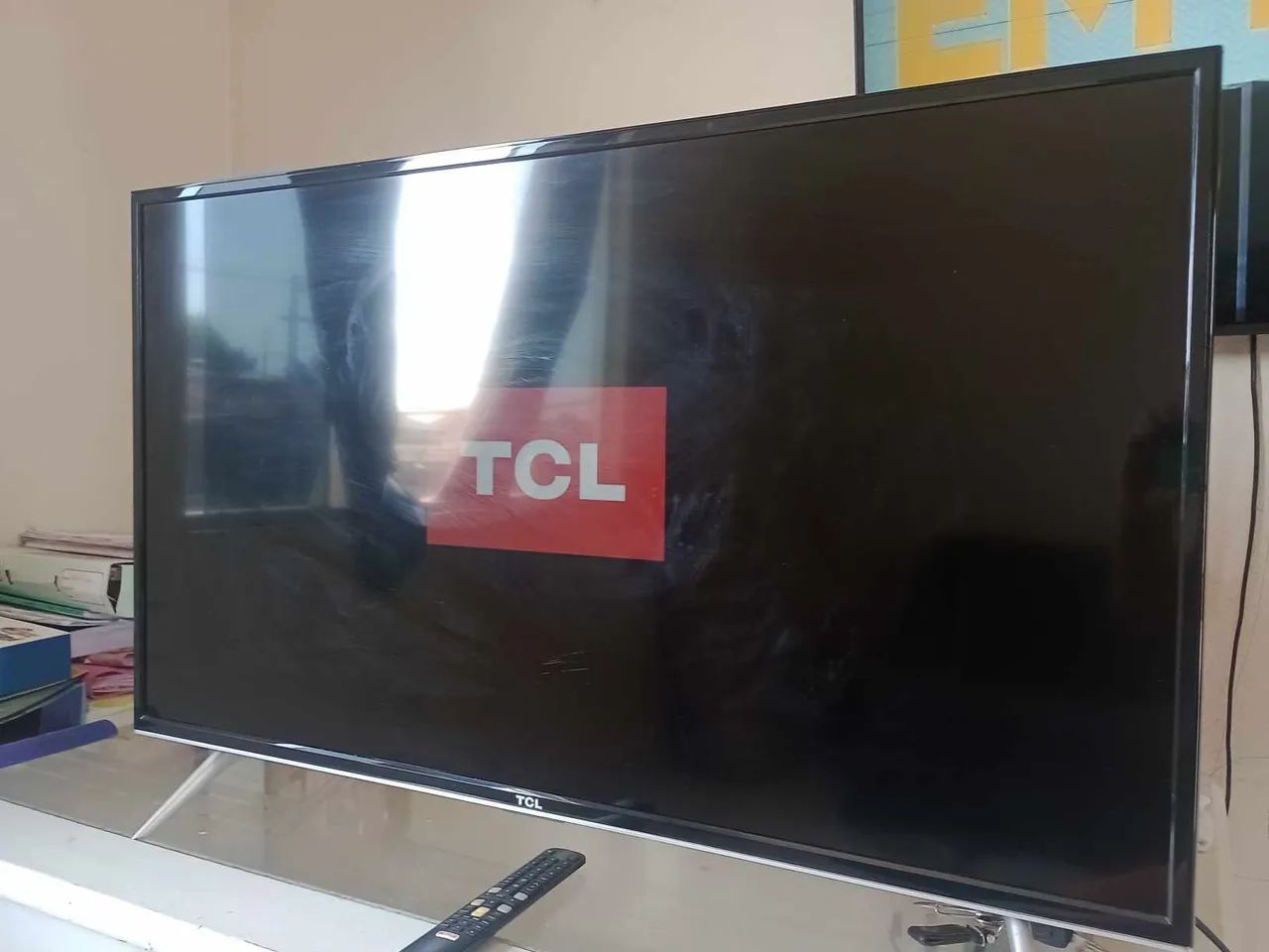 TV TCL Smart 42"  - Foto 6