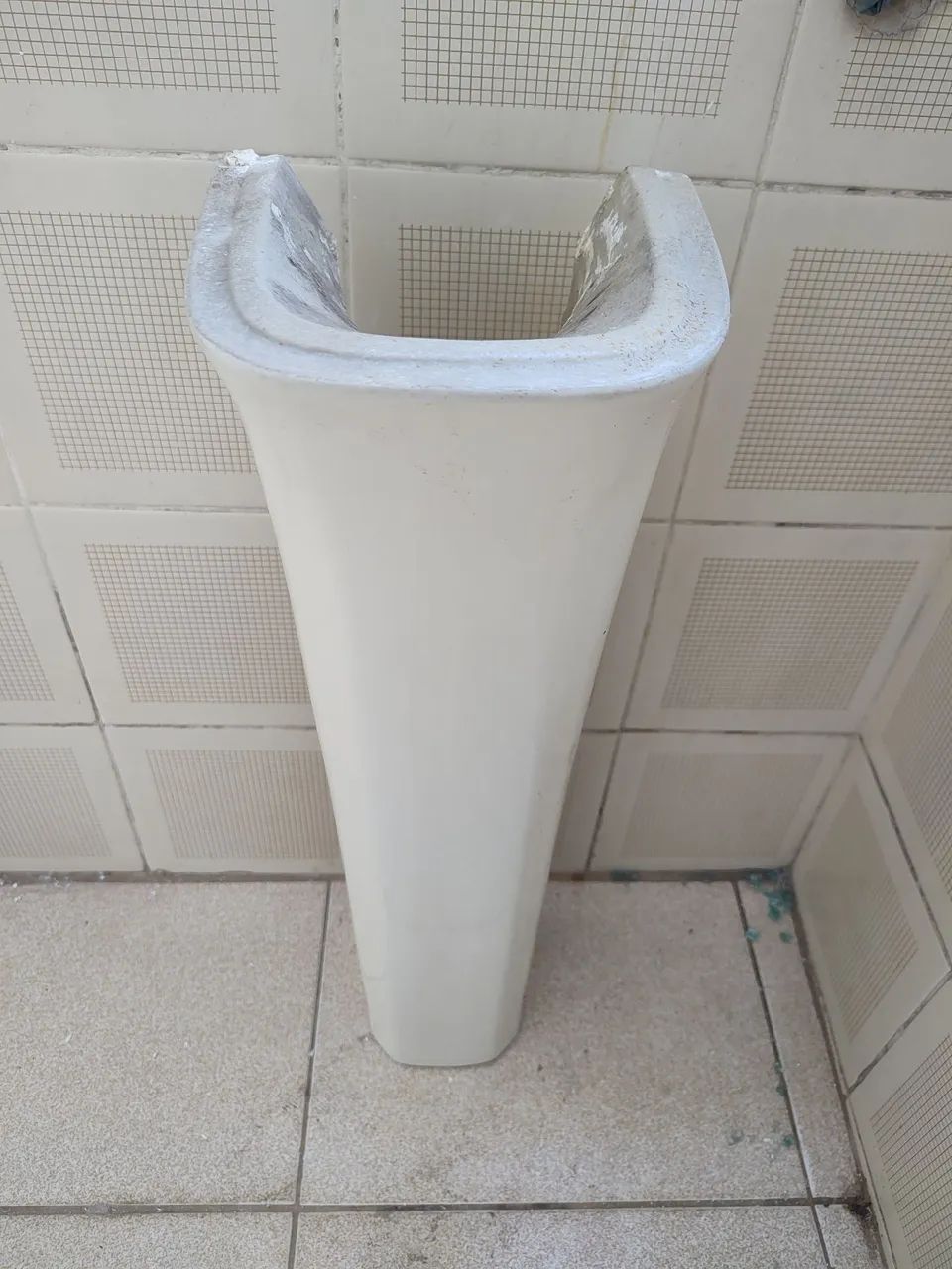 Cuba de cerâmica com coluna e sanitário para banheiro - Foto 4