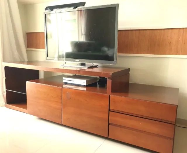 Rack para TV - madeira maciça - Móveis Campo Largo