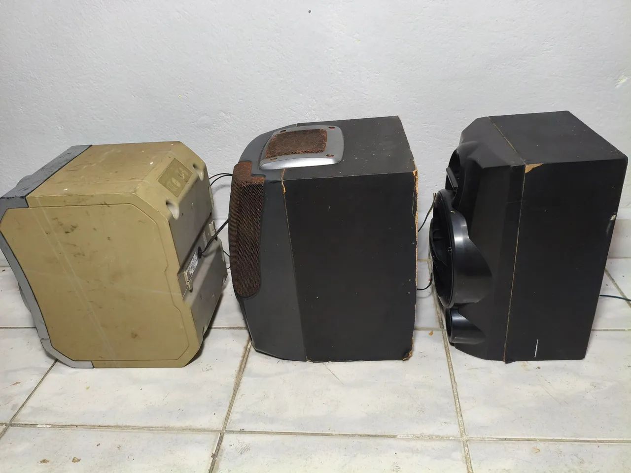 3 caixas de som marcas diversas - Foto 5