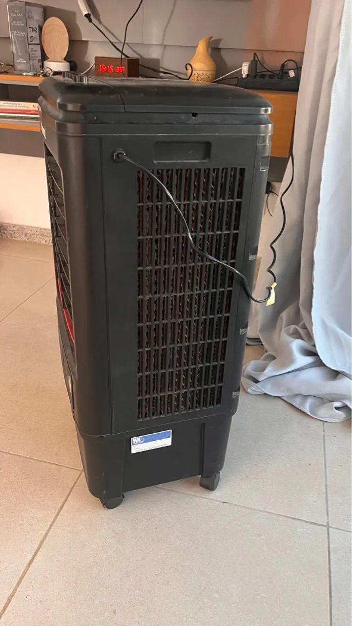 CLIMATIZADOR DE AR FRIO 127V 18 LITROS PRETO AMVOX  - Foto 5