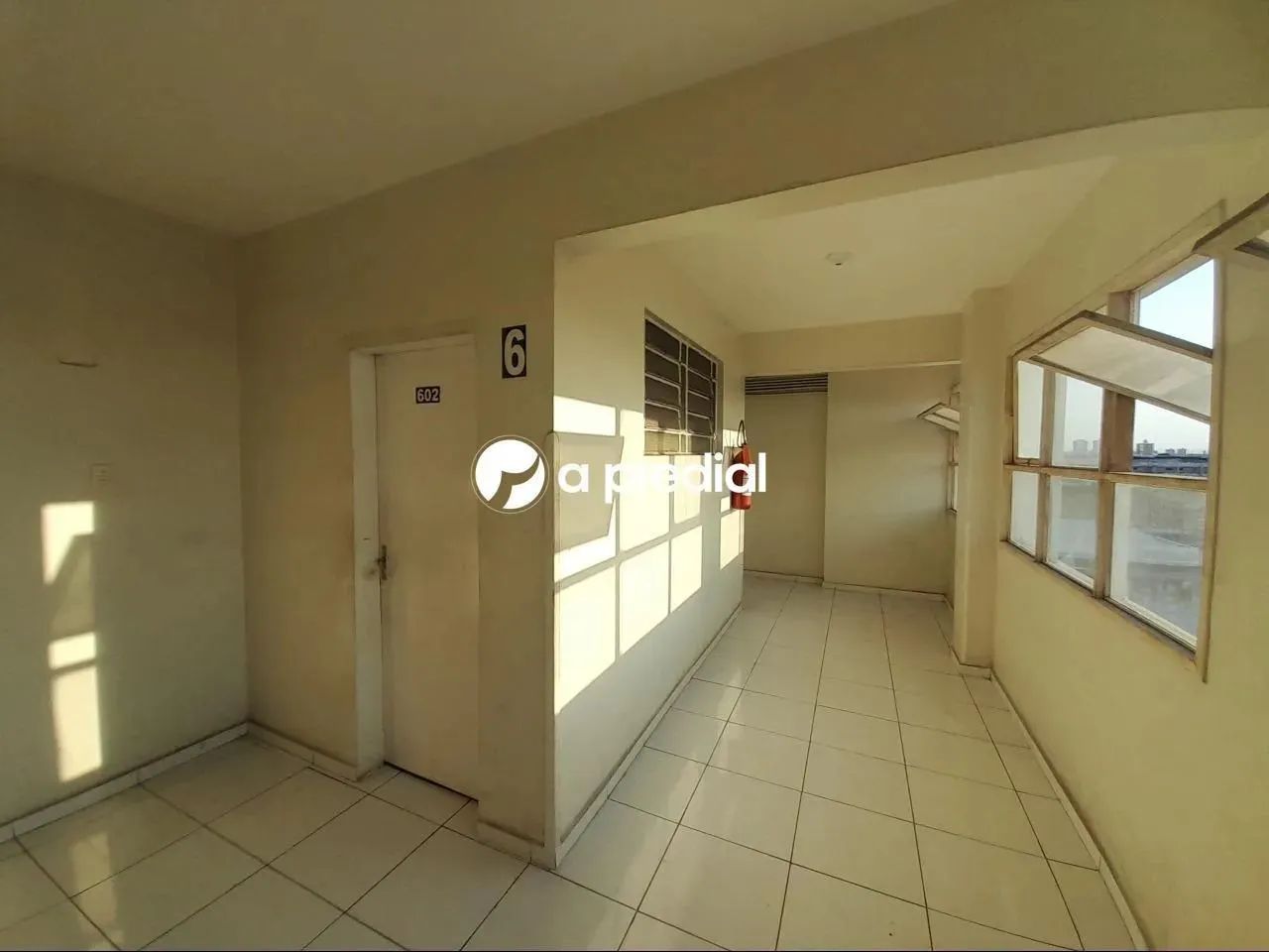 Locação de Comercial / Sala na cidade de Fortaleza - Foto 3