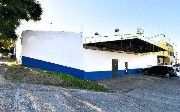 Terreno de esquina em plena Saturnino de br/ to com 22 x 37, 3 salas no limite do fundo do - Foto 4