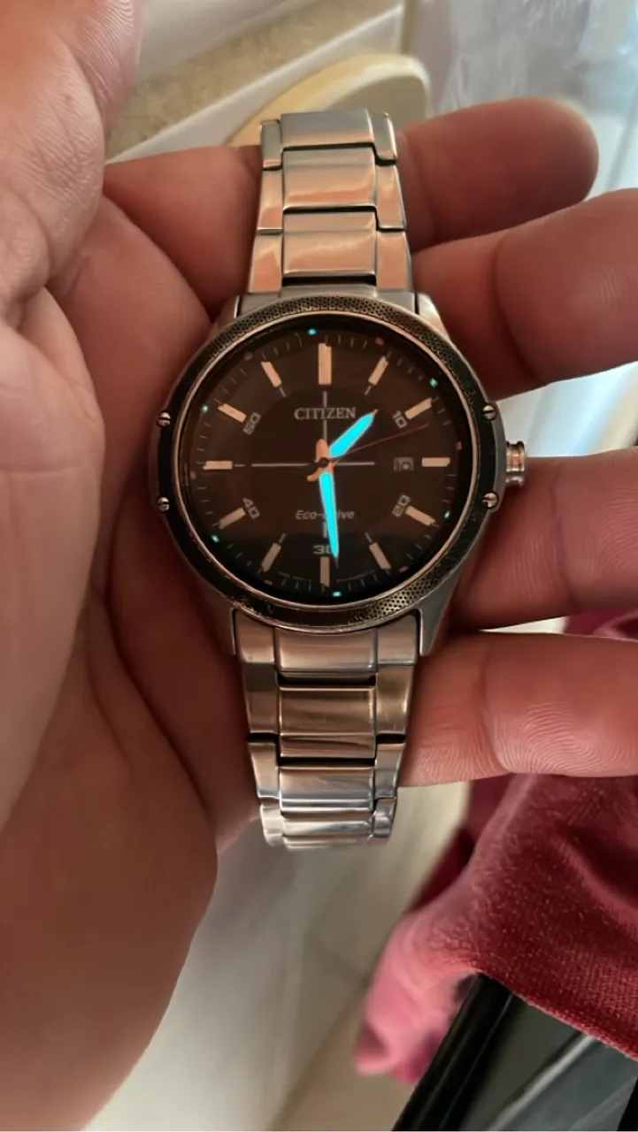 Relógio Citizen Eco-Drive - Elegância e Precisão