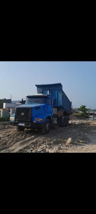 Volvo EDC 360 6x4 já com serviço pra ganhar dinheiro 