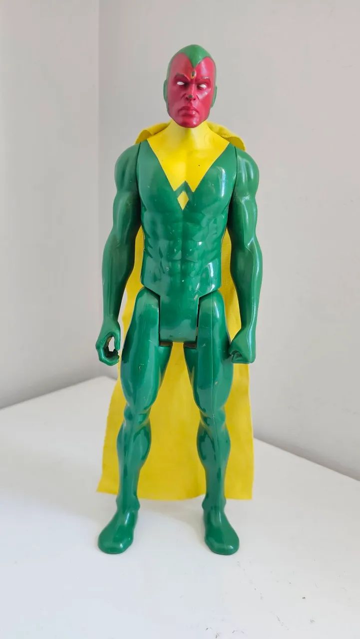 Visão - Hasbro - Vingadores - 30cm - Foto 5