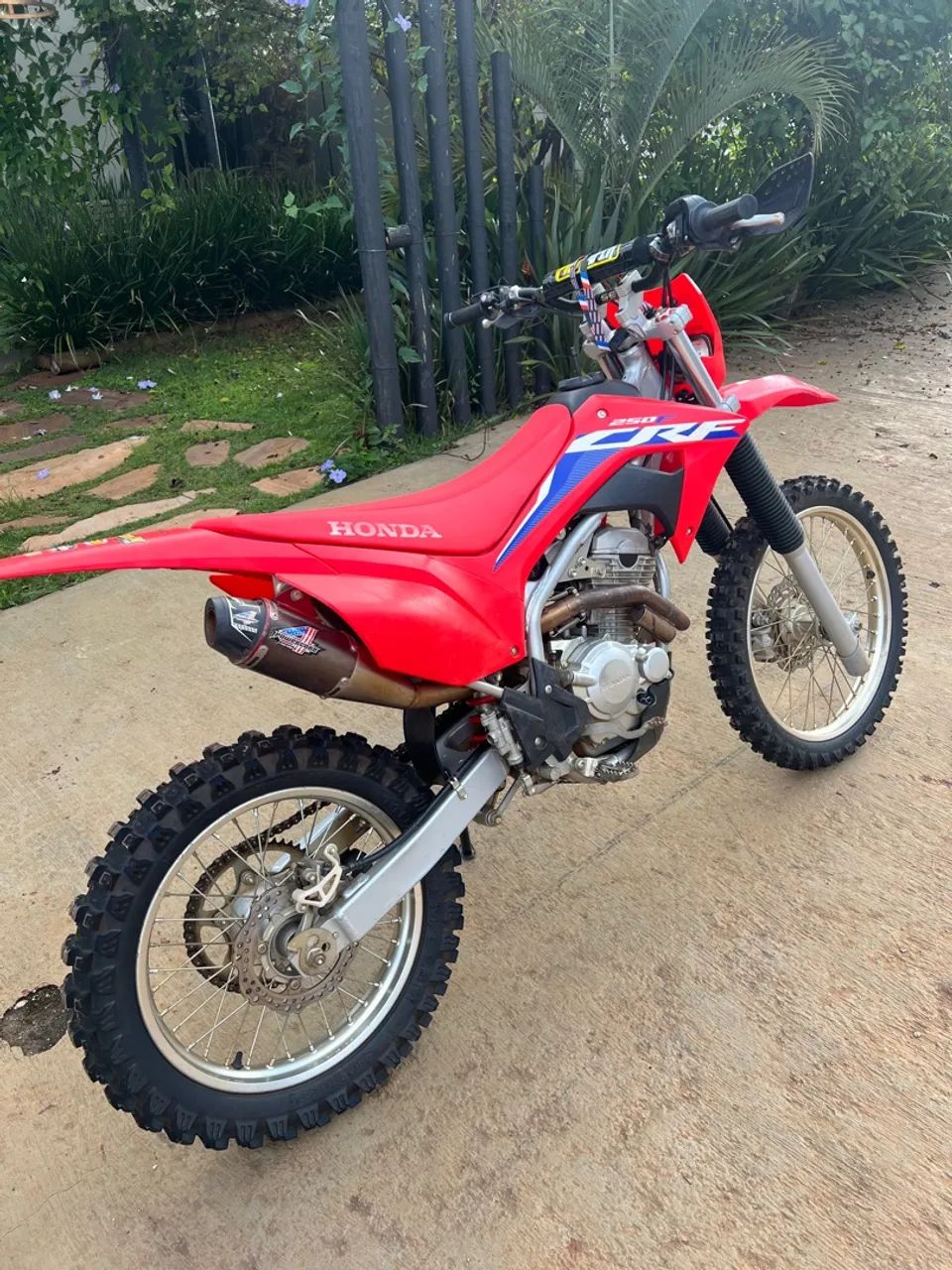 Crf 250f impecável cheia de acessórios 