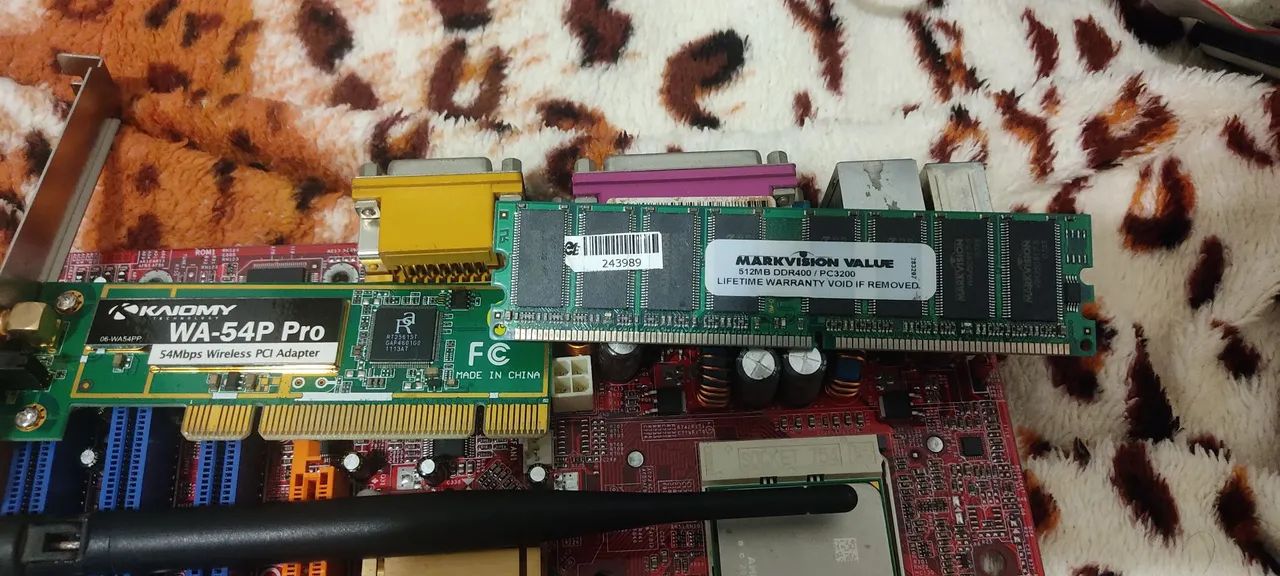 Kit Leia o Anúncio Peças de Computador Cabos e Hardwares - Foto 4