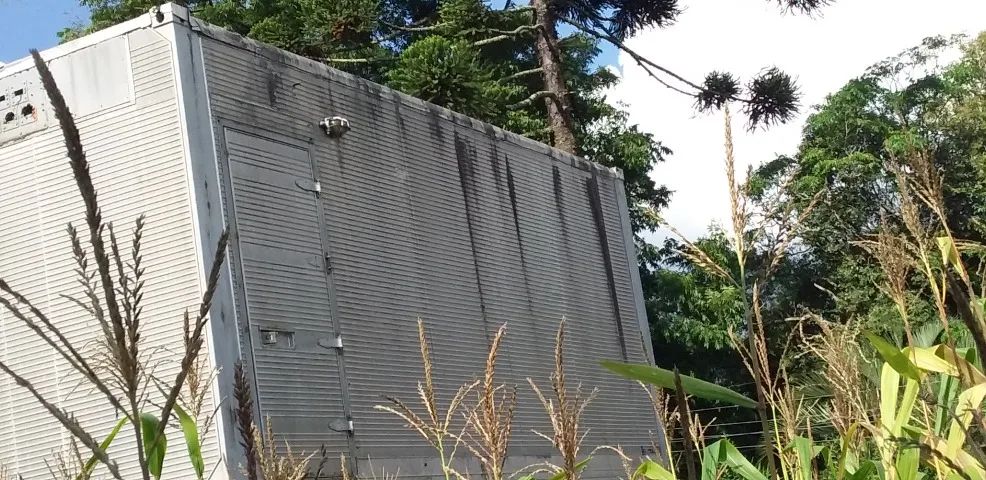 container top